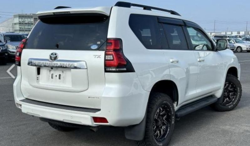 
								Toyota Landcruiser Prado full									