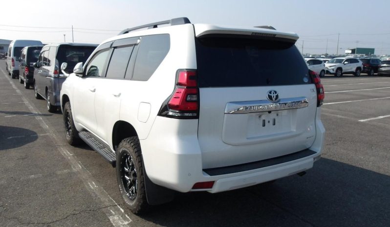 
								Toyota Landcruiser Prado full									