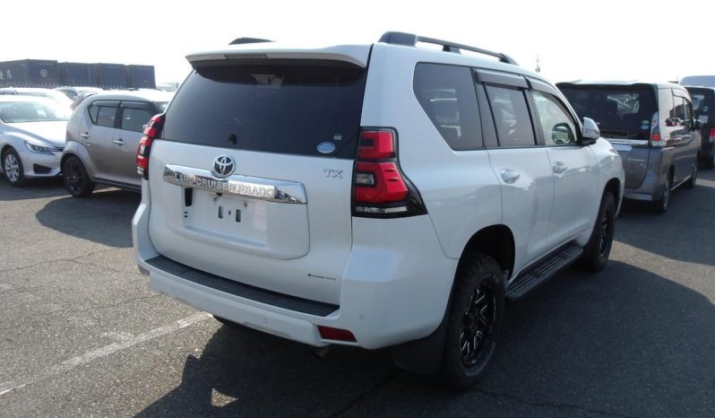 
								Toyota Landcruiser Prado full									