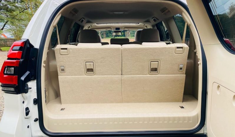 
								Toyota Prado 2020 new shape full									