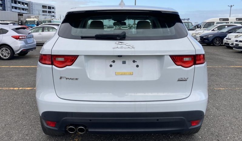 
								Jaguar F-Pace full									