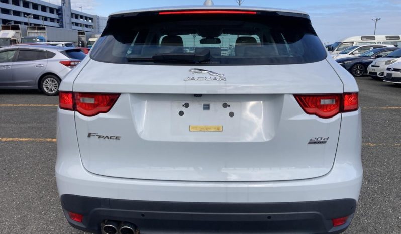 
								Jaguar F-Pace full									