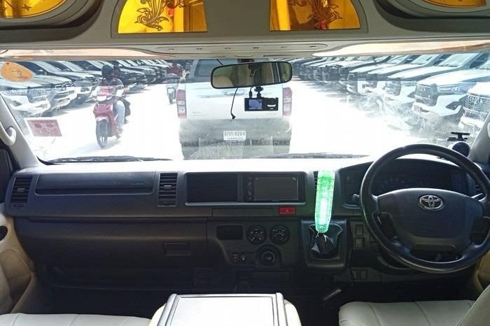
								TOYOTA HIACE 2019 full									