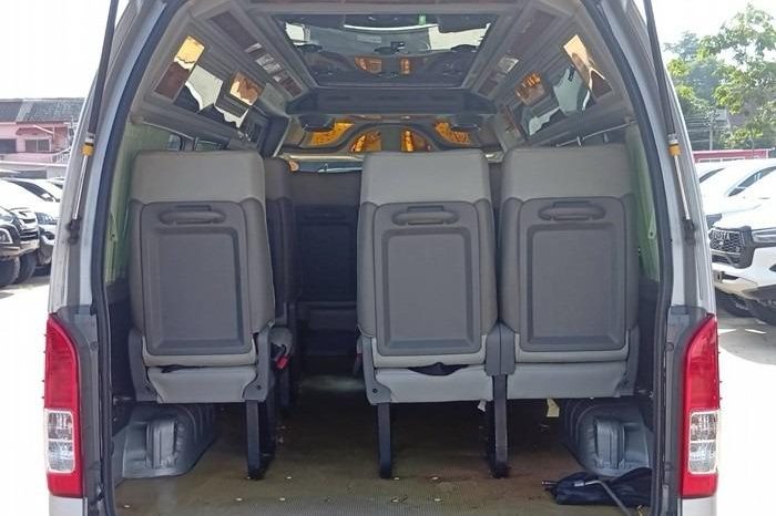 
								TOYOTA HIACE 2019 full									