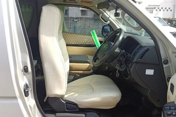 
								TOYOTA HIACE 2019 full									