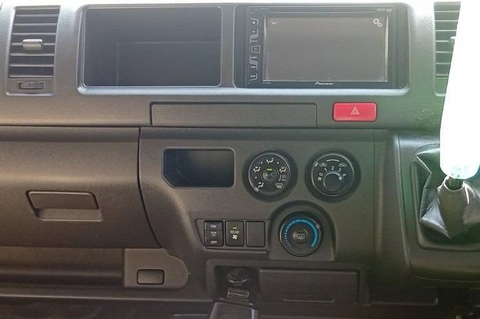 
								TOYOTA HIACE 2019 full									