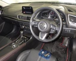 
										Mazda Axela Sedan 2018 full									