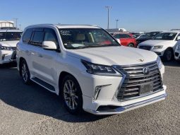 Lexus LX570