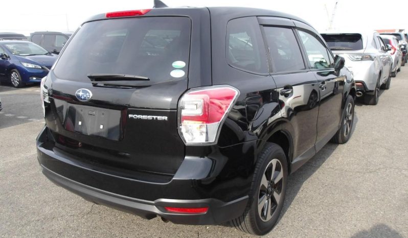 
								Subaru Forester  2018 full									