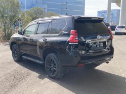 
										Toyota Landcruiser Prado 2021 full									