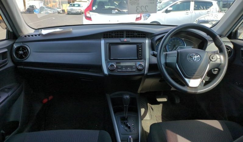 
								Toyota Fielder Hybrid  2017 full									