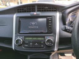 
										Toyota Fielder Hybrid  2017 full									