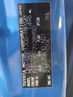 
										Toyota Sienta 2017 full									