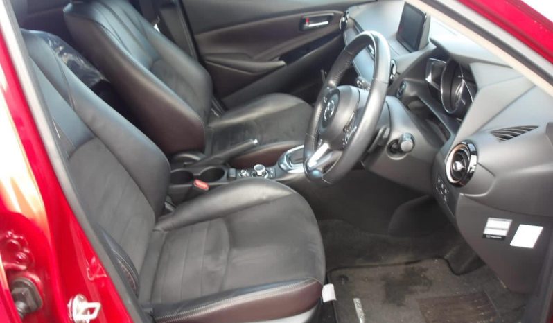 
								Mazda Demio 2018 full									