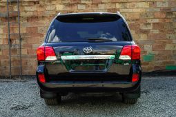 
										Toyota Landcruiser 200 Series VX V8 2013 full									