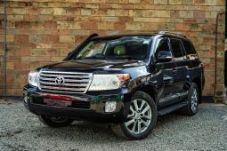 Toyota Landcruiser 200 Series VX V8 2013