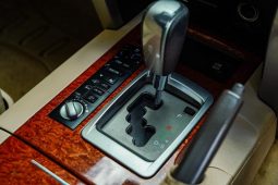 
										Toyota Landcruiser 200 Series VX V8 2013 full									