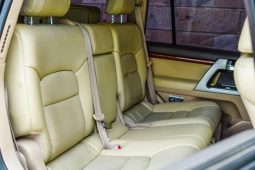 
										Toyota Landcruiser 200 Series VX V8 2013 full									