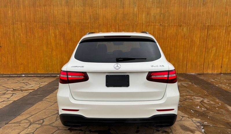 
								Mercedes Benz GLC 43 AMG  2018 full									