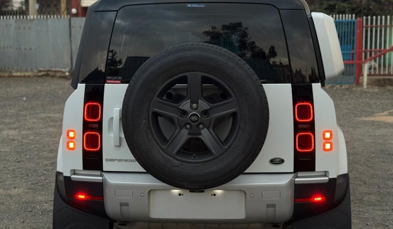 
								LANDROVER DEFENDER 110 2020 full									