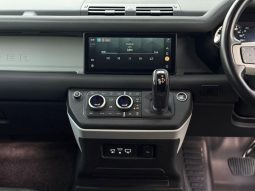 
										LANDROVER DEFENDER 110 2020 full									