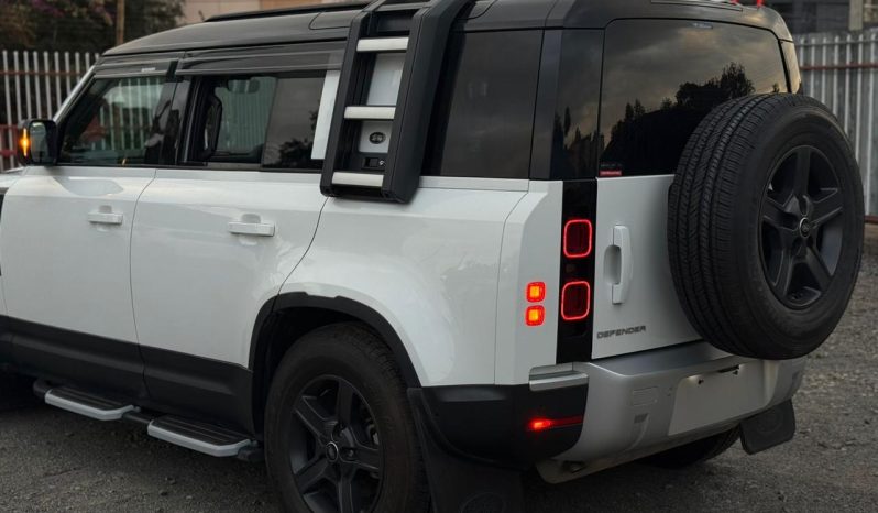 
								LANDROVER DEFENDER 110 2020 full									