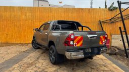 
										Toyota Hilux Double Cab  2020 full									
