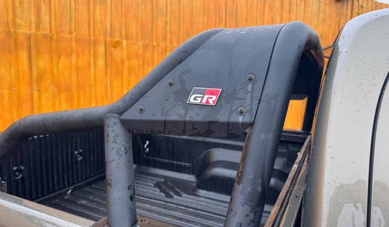 
								Toyota Hilux Double Cab  2020 full									