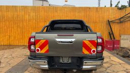 
										Toyota Hilux Double Cab  2020 full									