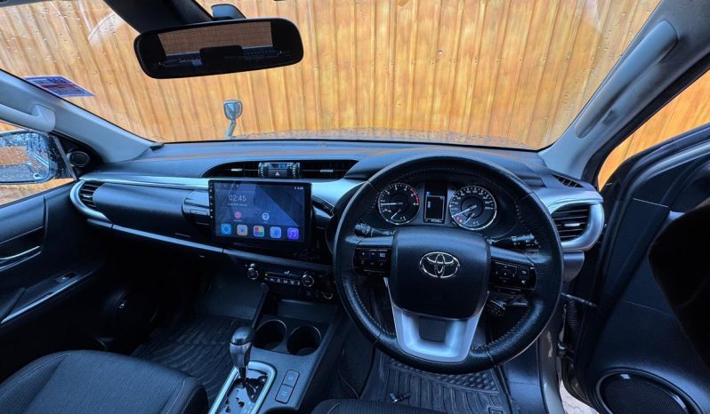 
								Toyota Hilux Double Cab  2020 full									