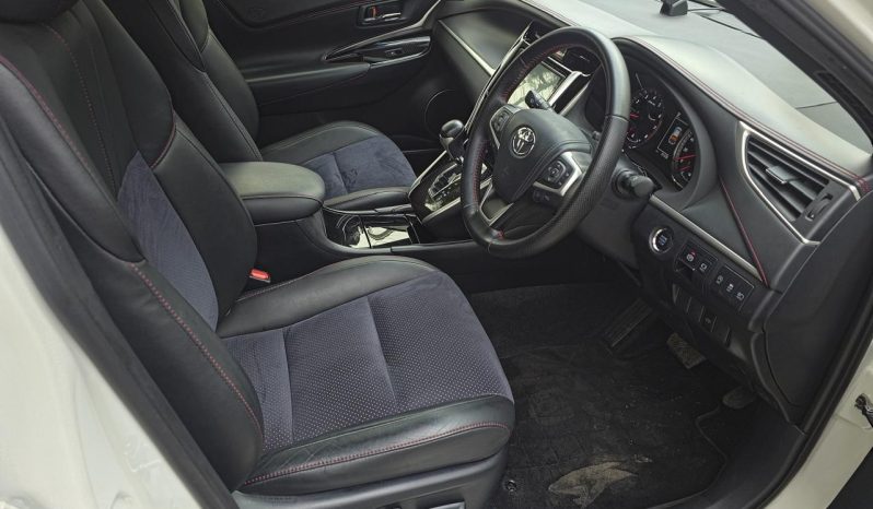 
								Toyota Harrier 2019 full									