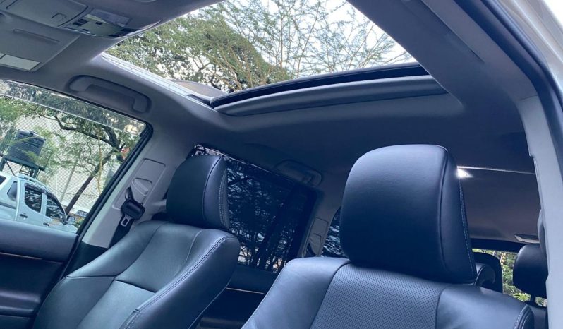 
								Toyota Landcruiser Prado TX-L 2020 full									
