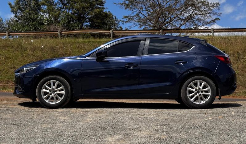 
								Mazda Axela Hatchback 2019 full									